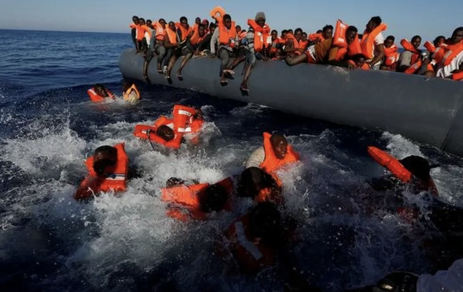 image Sur 15 Comoriens à bord, on déplore trois morts, et un survivant dans un état critique